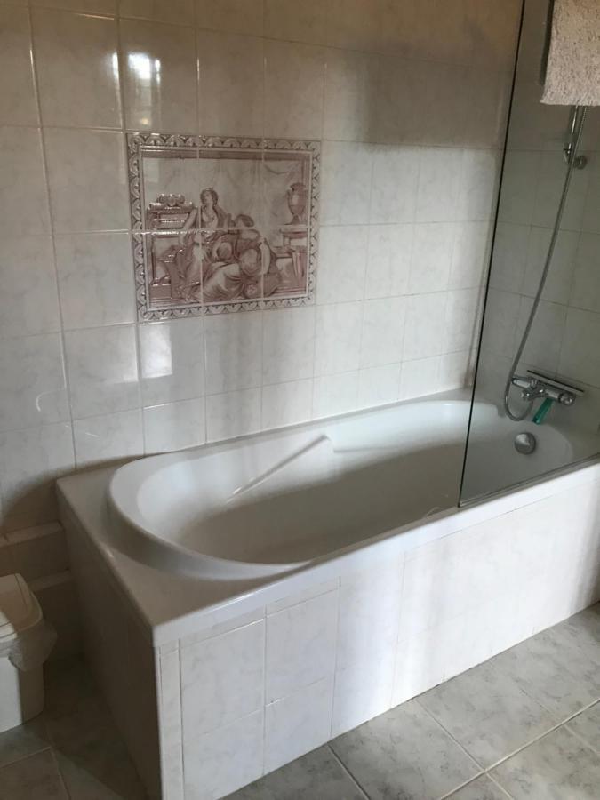 Le Logis Des Quatre Puits Bed & Breakfast Neuvicq-Montguyon Ngoại thất bức ảnh