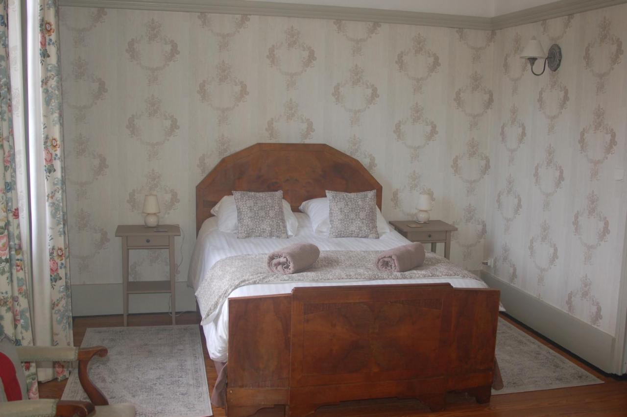 Le Logis Des Quatre Puits Bed & Breakfast Neuvicq-Montguyon Ngoại thất bức ảnh