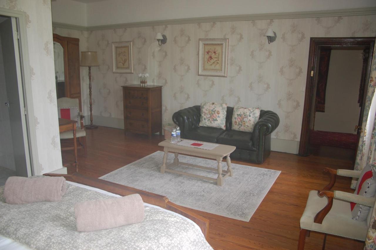 Le Logis Des Quatre Puits Bed & Breakfast Neuvicq-Montguyon Ngoại thất bức ảnh