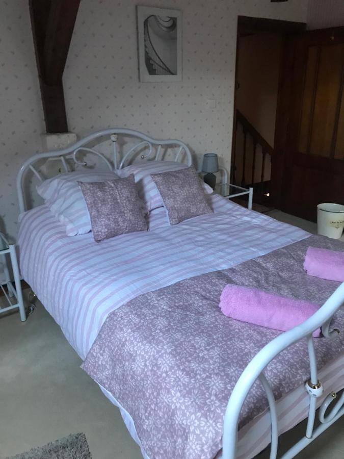 Le Logis Des Quatre Puits Bed & Breakfast Neuvicq-Montguyon Ngoại thất bức ảnh